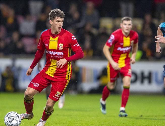 AC米兰足球俱乐部对于岁小将郭嘉璇的不幸离世深感悲痛.