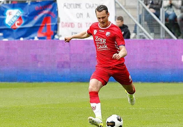 利兹主帅用 利兹主帅用