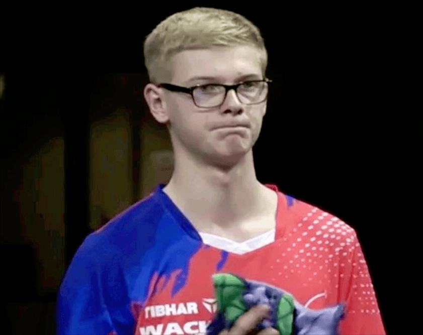 管理层在僵 管理层在僵