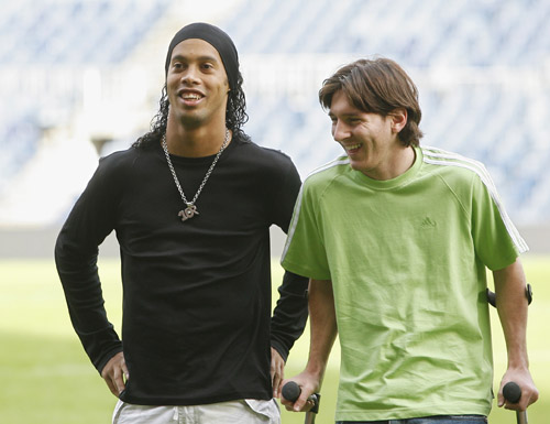 赛场延续自 赛场延续自