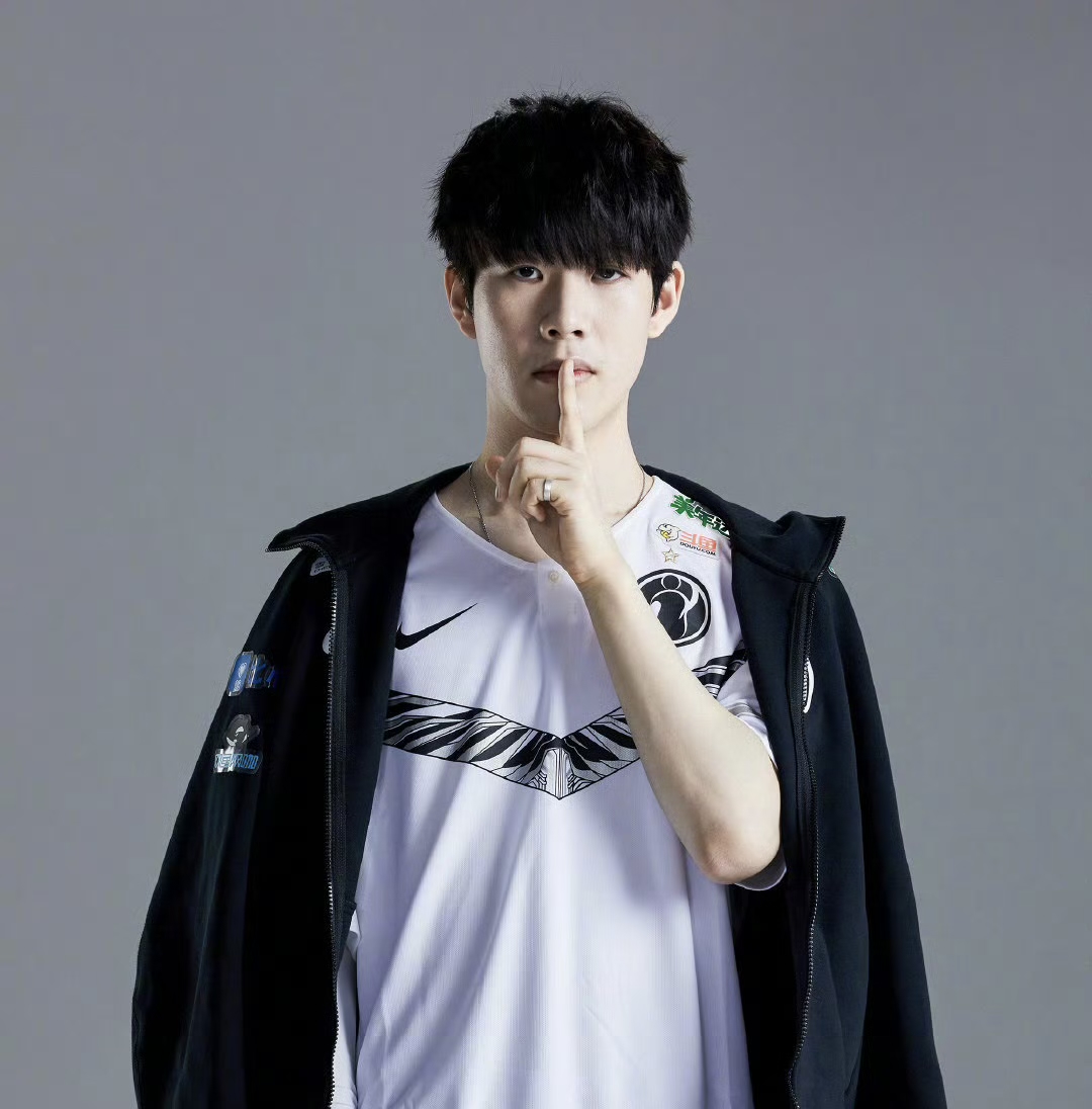 西班牙人以 西班牙人以