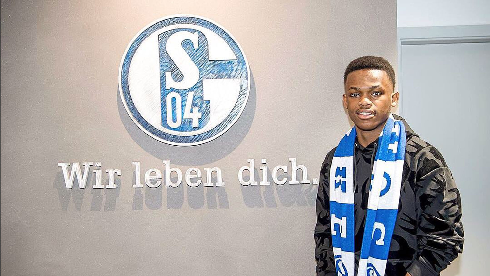 马术盛装舞步团体赛 我国团队拿第15名